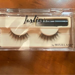 LOVELY lashes!  Brand new!
